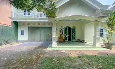 Dijual Rumah Second 2 Lantai di Berbah Sleman, Tanah Luas Akses Mobil