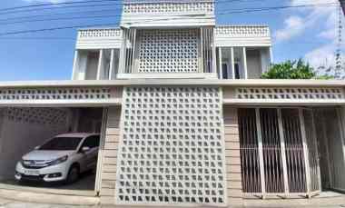 dijual rumah beserta kost