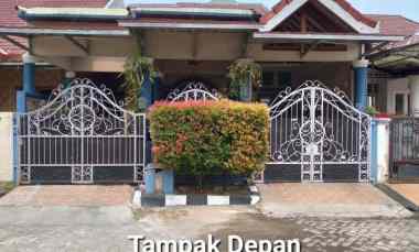 Dijual Rumah 2 Lantai Jalanan Luas di Grand Prima Bintara Bekasi Barat