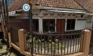 dijual rumah braga