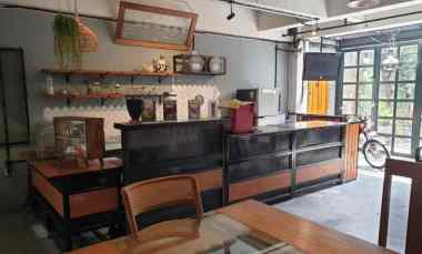 dijual rumah cafe di puri dago arcamanik bandung