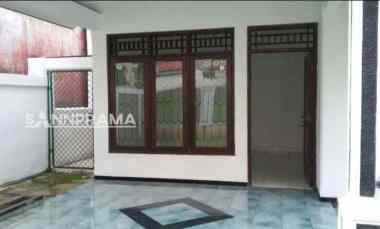 Dijual Murah Rumah Mewah dekat dengan Akses ke 3 Pintu Toll dan dengan