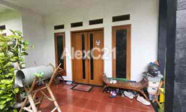 Dijual Rumah Siap Huni Cantik di Cempaka Putih, Cempaka Putih Timur