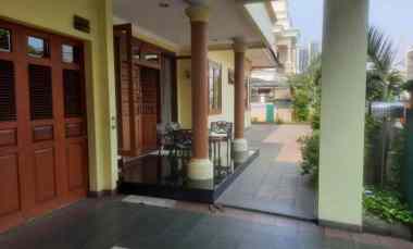 Rumah Cempaka Putih Tengah LT 464 m2, Hook Bagus tidak Banjir