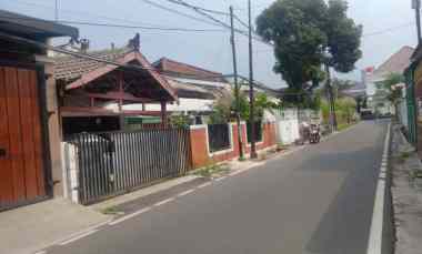 dijual rumah cempaka putih timur