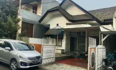 Dijual Rumah Komplek Taman Mutiara Pusat Kota Cimahi Jarang Ada