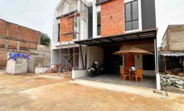 Rumah Ready Cluster Strategis dekat Stasiun Lrt Cibubur Jakarta Timur