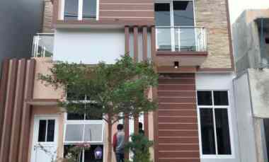 Rumah di Cibubur dekat LRT Toll, AlAzhar, Lapangan Tembak Arundina