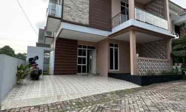 dijual rumah cibubur ciracas jakarta timur