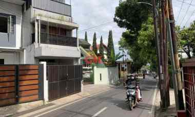 757. Rumah Minimalis Modern 2 lantai di Cigadung, Coblong - Bandung Utara