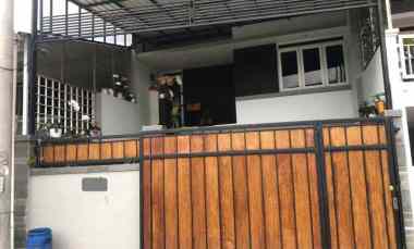 dijual rumah cihanjuang