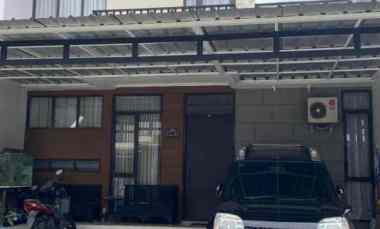 Dijual Rumah Bagus di Perum Grahayana Kota Karawang