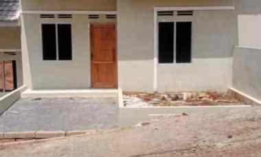 dijual rumah cikahuripan cimanggung