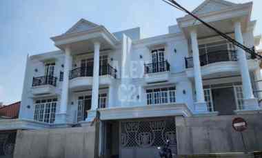 Dijual Brand New White House di Cilandak - Jakarta Selatan