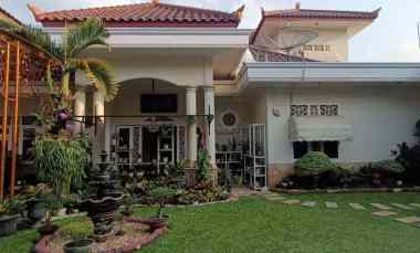Rumah Kavling 1,5 Lantai Full Furnished dekat Tol Cibubur
