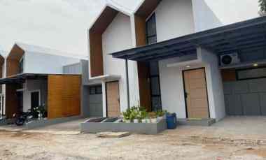 dijual rumah cimuning