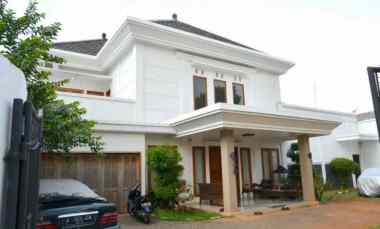 Dijual Rumah Kokoh Strategis di Cinere dekat MRT Lebak Bulus