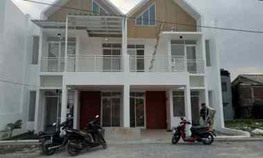 dijual rumah cipamokolan