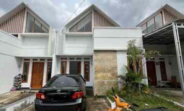 dijual rumah cipayung