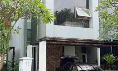 Dijual Rumah Hook Full Furnish Cipayung dekat Gerbang Tol