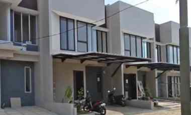 Townhouse 3 menit McD Cipayung dekat LRT Ciracas, Toll Setu Bambu Apus