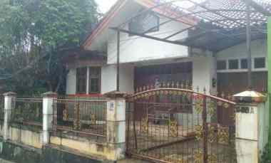 dijual rumah cipedak jakarta selatan