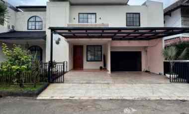 Rumah 2Lt, Hdp Timur, Semi Furnished, Pool, Cluster di Cipete