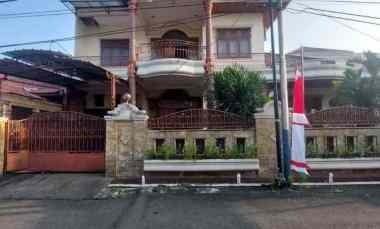 Dijual Rumah di Perumahan Jatiwaringin Permai, Komplek Auri Jaktim