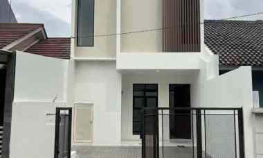 Rumah Baru Modern Minimalis 3 Kamar Tidur 3 Kamar Mandi di Arcamanik