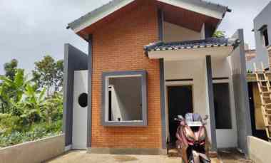 Rumah Dijual di Cisarua, Lembang Bandung Barat