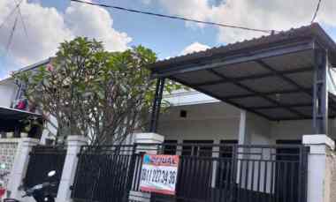 dijual rumah cisasawi cihanjuang