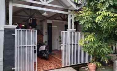 Dijual Hunian Asri dengan 3 Kamar Tidur di Citra Indah Bukit Cendana