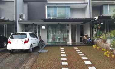 dijual rumah citragran cibubur the