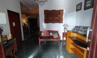 Rumah Citraland Surabaya Barat Deket Gwalk Semi Furnished