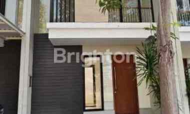 Rumah Siap Huni Under 1M Citraland Utara Northwest Lake, Surabaya