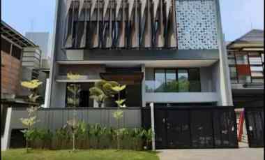 Dijual Rumah Citraland Somerset Surabaya Brand New House