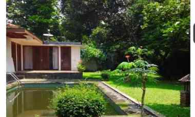 dijual rumah ciumbeluit