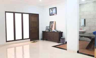 dijual rumah cluster aralia harapan