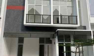 dijual rumah cluster bambu apus