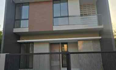 dijual rumah cluster florence pakuwon city