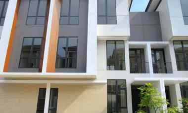 Rumah Premium 3lt 8x14 4KT Cluster Maninjau ASYA JGC Jakarta Garden Ci