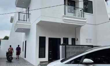 Rumah Mewah Luxury Modern dalam Cluster Elit Pondok Kelapa Jaktim