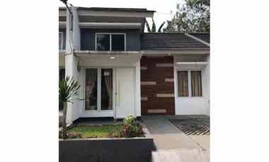 Rumah Strategis di Cluster Sun Mansion, Tajurhalang, Bogor P0129