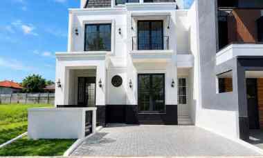 Rumah Dijual di CLUSTER WOODLAND