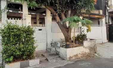 Rumah Putih Jual Murah di Komplek Pelindo, Plumpang, Jakarta Utara