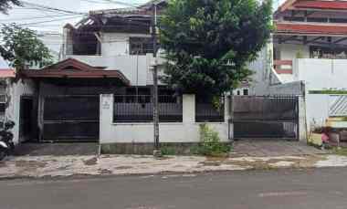 Dijual Rumah Tua Hitung Tanah di Daerah Cideng Jakarta Pusat