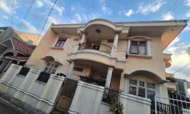 Rumah Dijual di Neptunus Timur