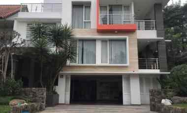Rumah Mewah 3 Lantai Nuansa Alam View Bagus Dago Resort Bandung Utara
