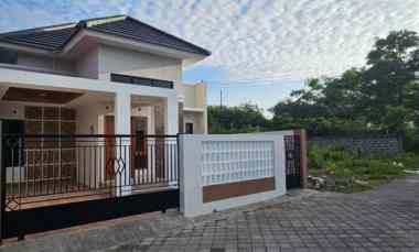 Dijual Rumah dalam Cluster Maguwo, dekat Ringroad Utara