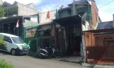 Dijual Rumah dalam Komplek Cipageran Kolmas